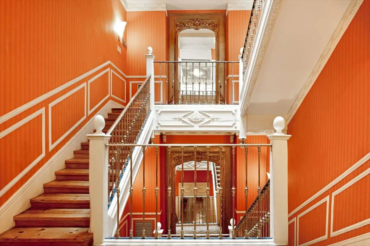 Catalonia Las Cortes Hotel