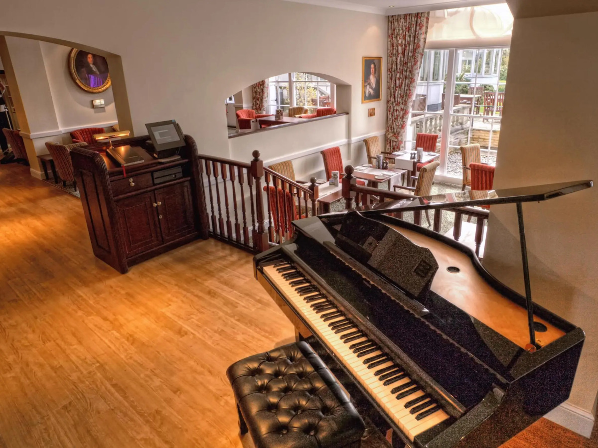 West Lodge Park Hotel