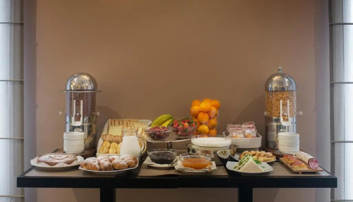 Ambasciatori Place Hotel