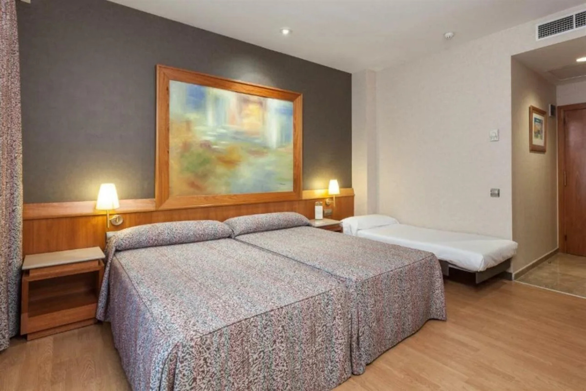 Catalonia Excelsior Hotel