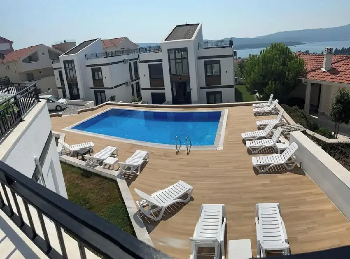 Tivat Terrace Suits