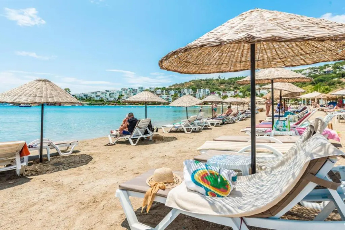 Costa Bitezhan Hotel