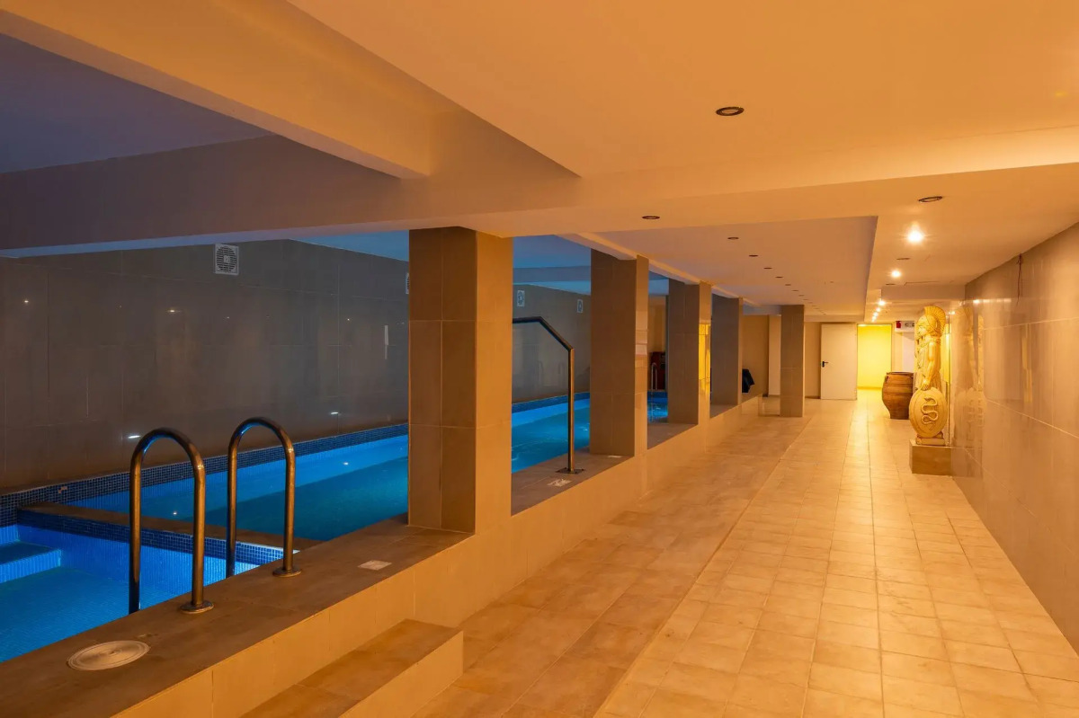 Dolphin Resort Hotel & Conference