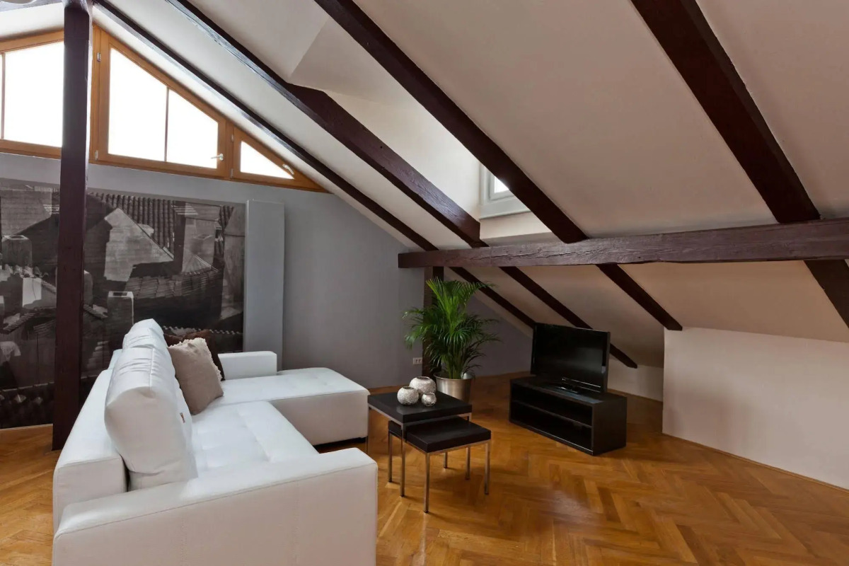 Апартаменты Prague Holiday