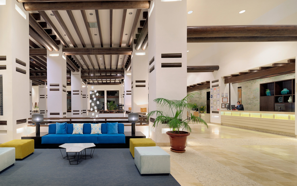 Отель H10 Estepona Palace