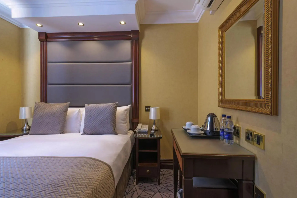 Hyde Park International