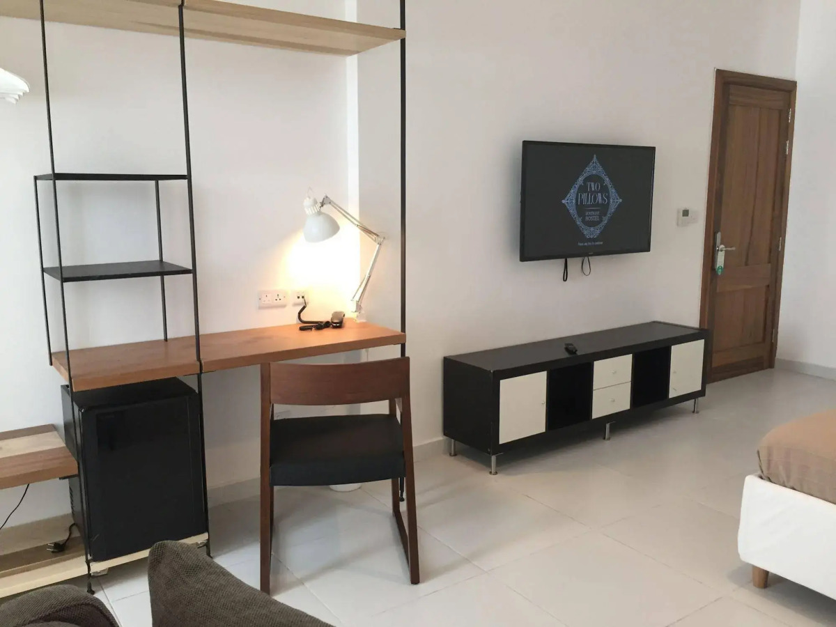 Two Pillows Boutique Hostel