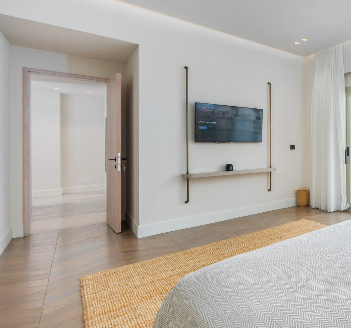 Yacht Classic Hotel - Boutique Class