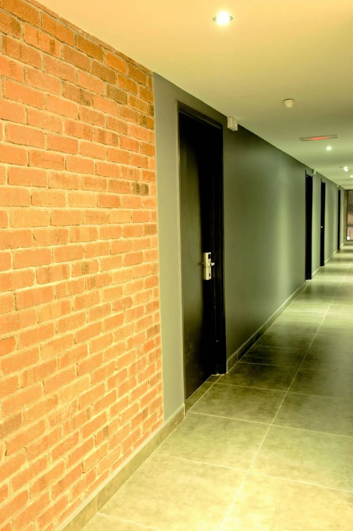 Hotel O Crossroads Hotel