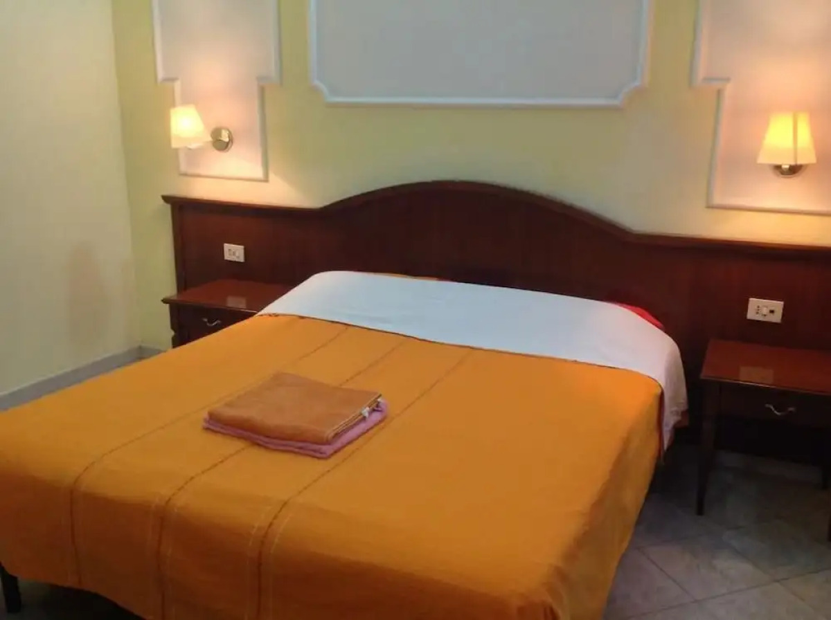 Vittoria & Botel Inn