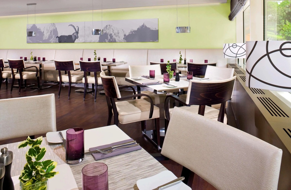 Four Points by Sheraton Munich Arabellapark