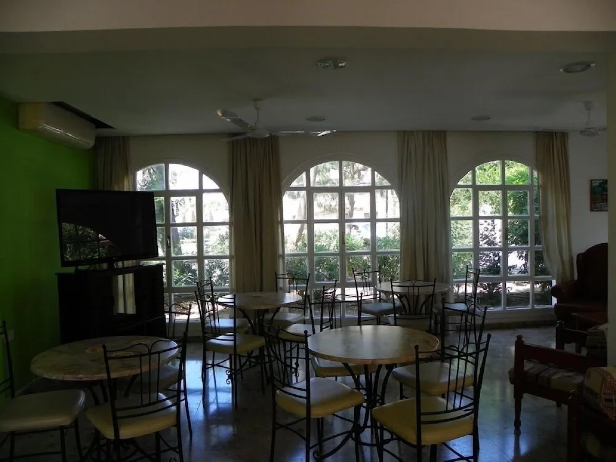 Sea 'n Lake View Hotel Apartments