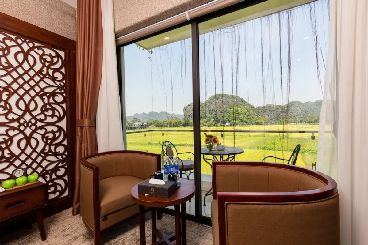 Liberty Hall Tam Coc Hotel & Villa