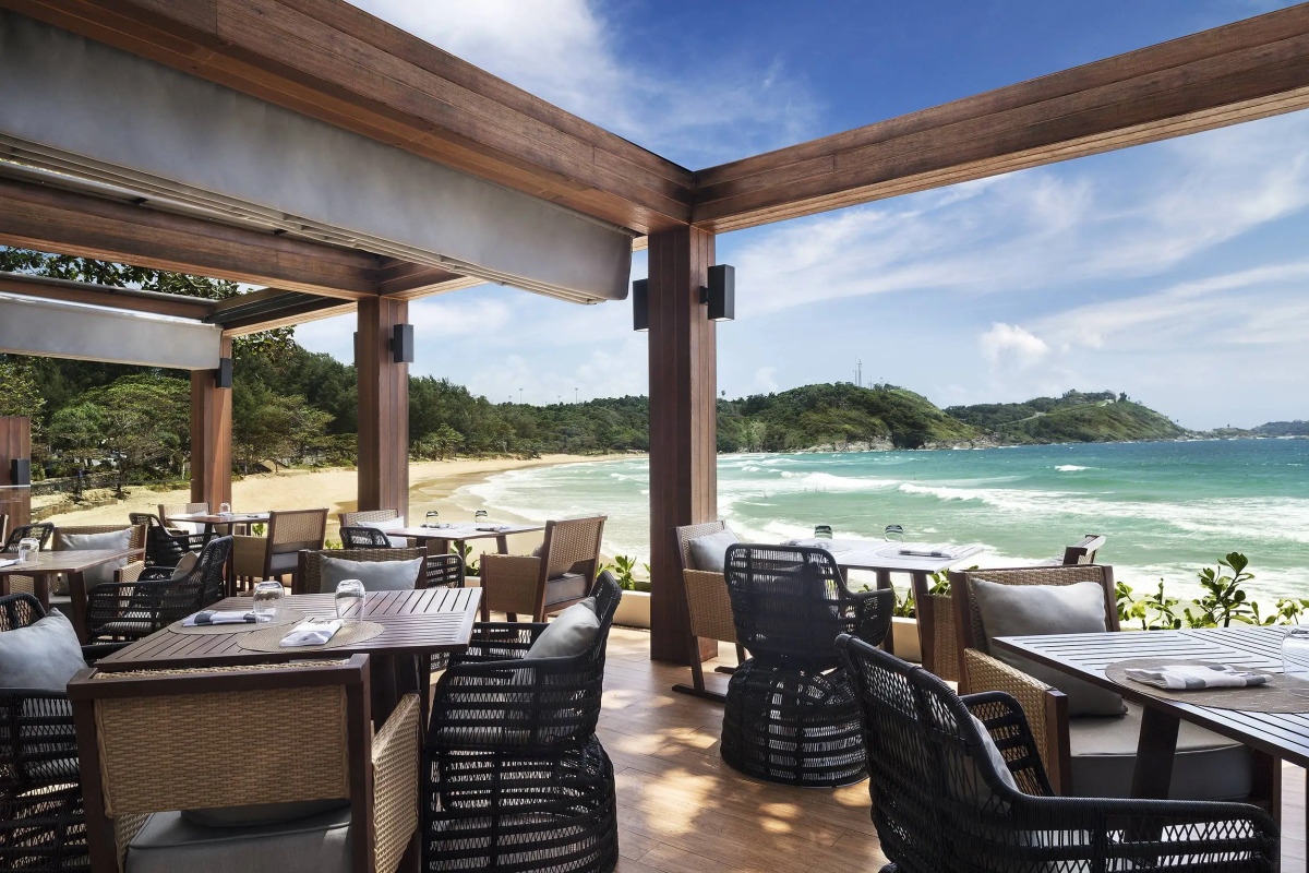 Отель The Nai Harn