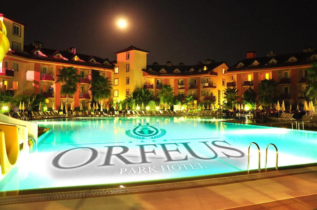 Orfeus Park Hotel