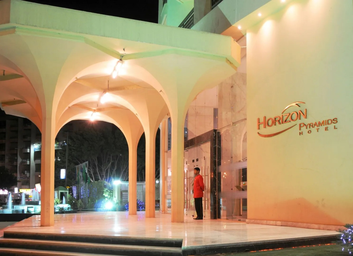 Отель Aracan Pyramids Hotel