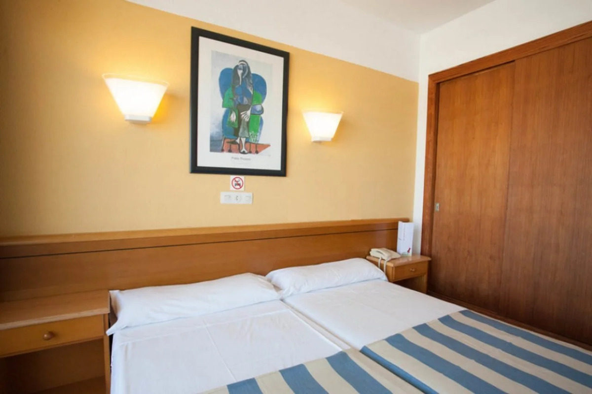 Отель Innside by Meliá Alcudia