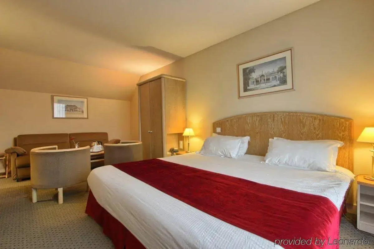 Le Parisis Paris Tour Eiffel