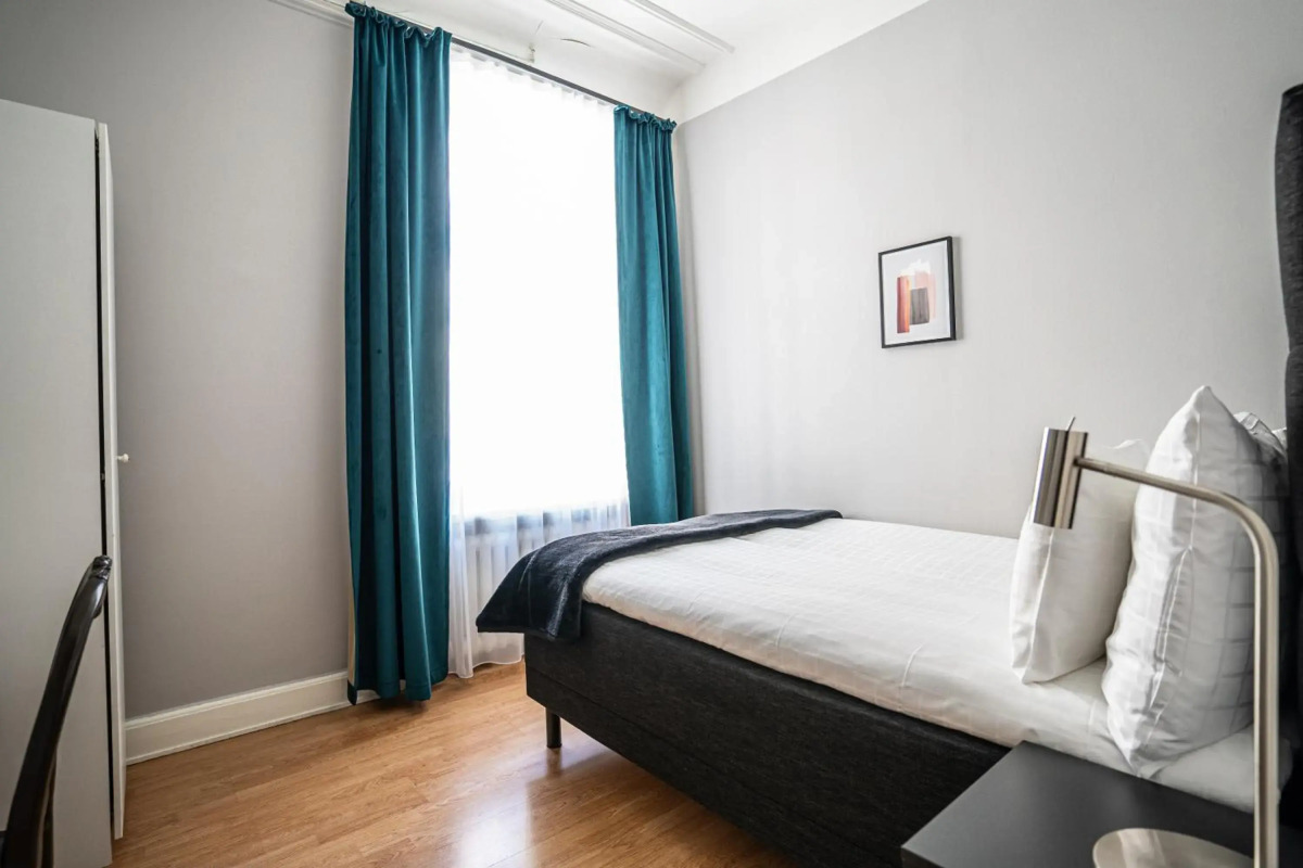 Queen's Hotel by First Hotels