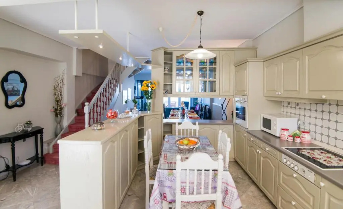 Birais Beach Studios