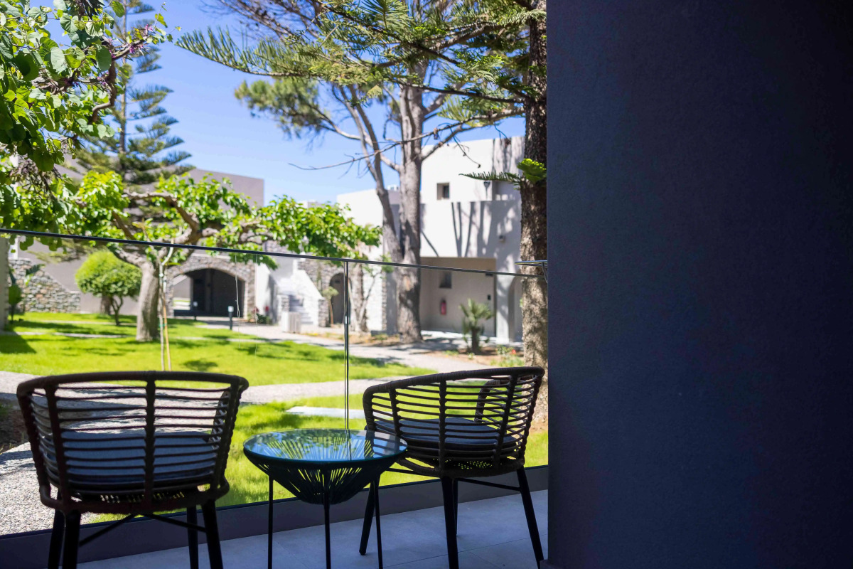 Eliros Mare Beachfront Poem Hotel