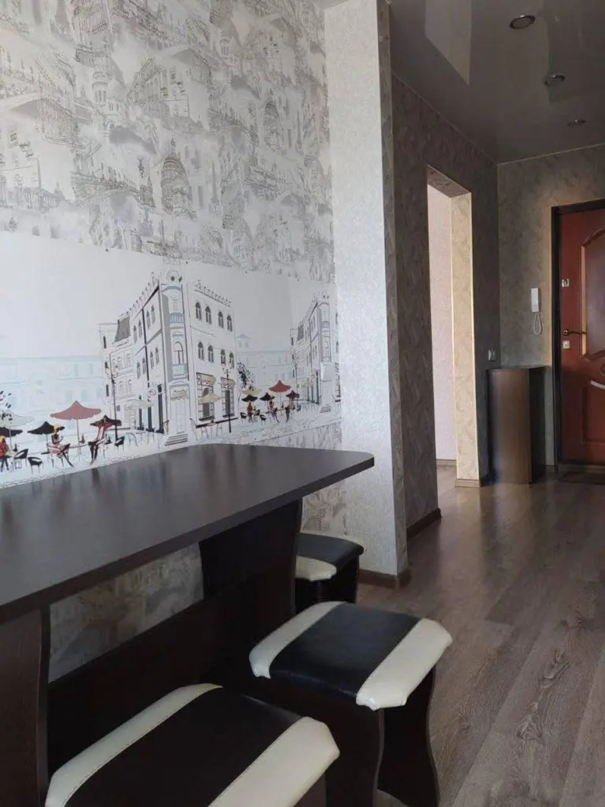 Апартаменты на улице Бирюкова 9