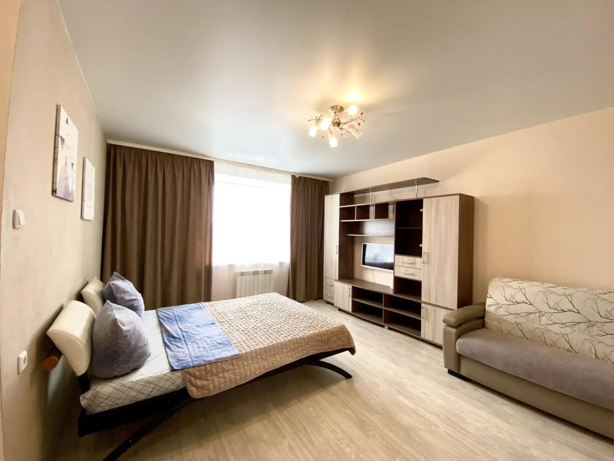 Декабрист на улице Бабушкина 99