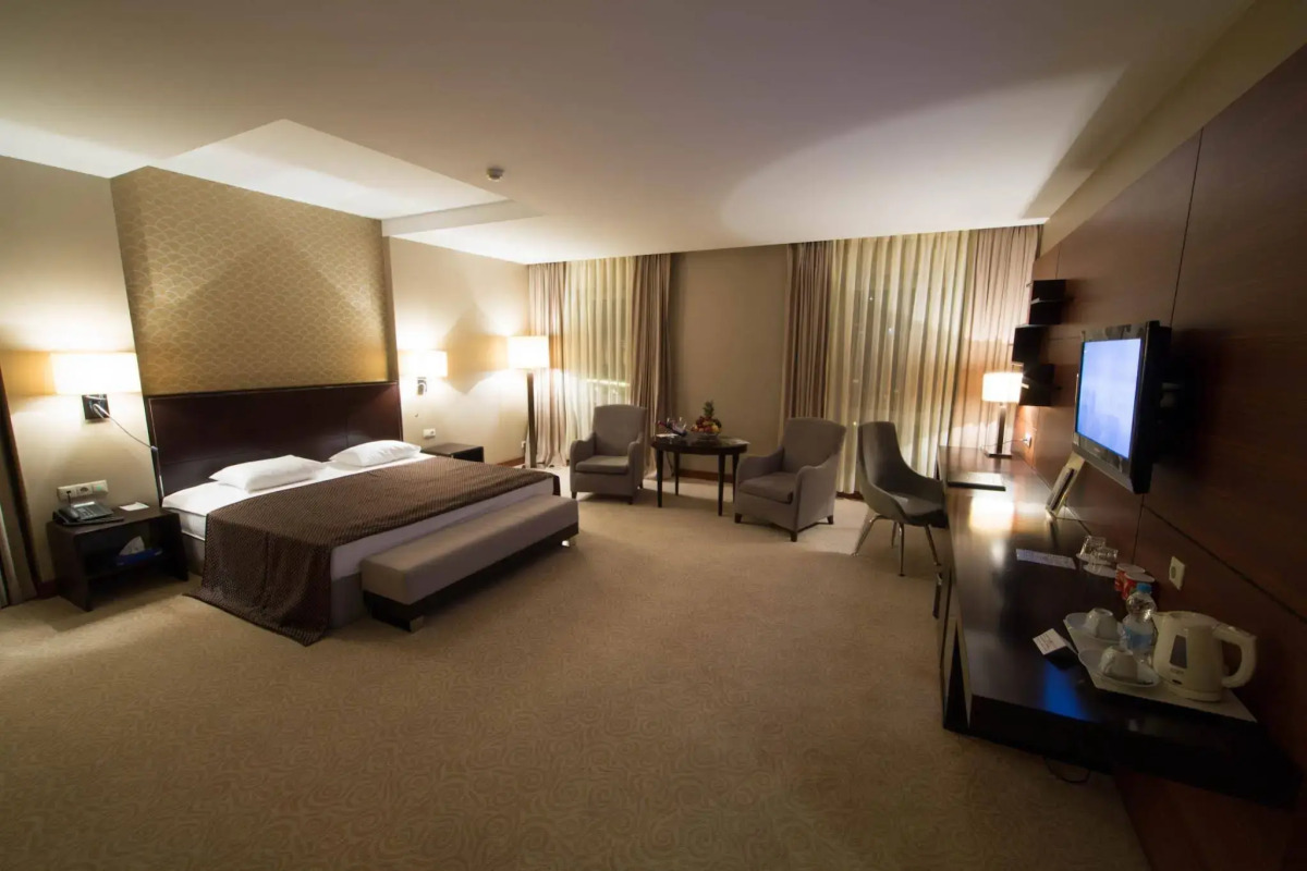 Отель Point Hotel Baku