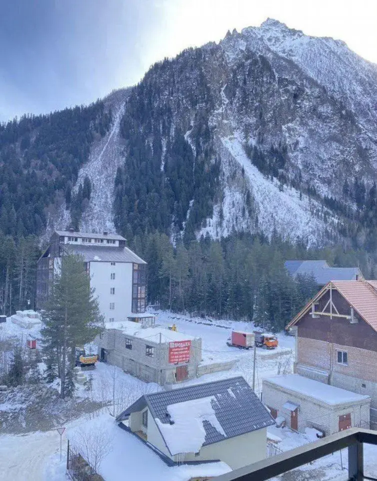 Апартаменты на улице Аланской