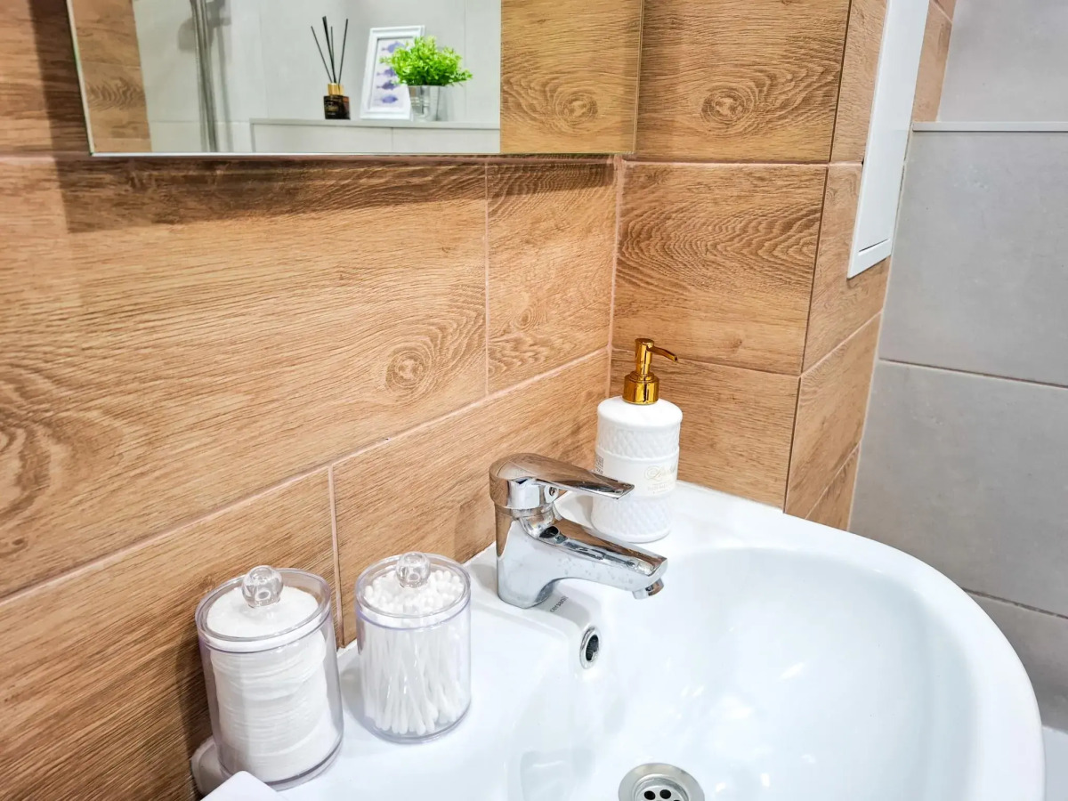 CheckInn (ЧекИнн) на улице Энгельса 115д/3