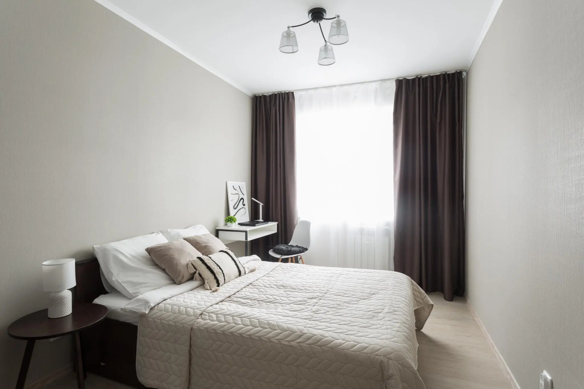 Dve podushki na ul. Vozrozhdeniya d. 86a, kv. 125