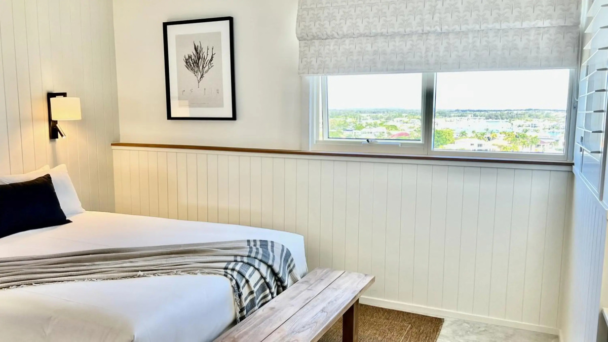 84 The Spit Holiday Apartments