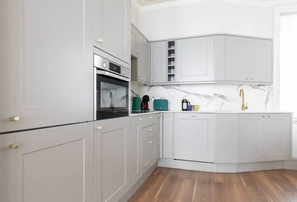 Abingdon Road IV by Onefinestay