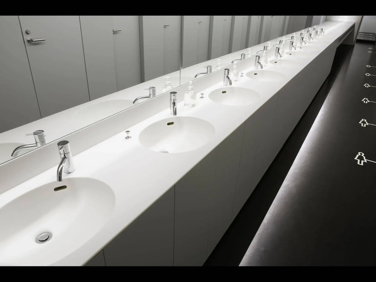 9h nine hours Narita Airport