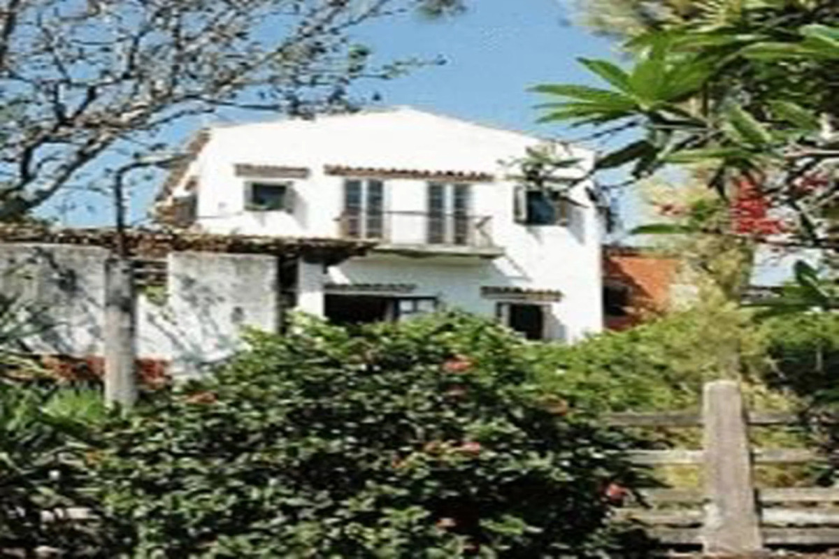 Momchailai Beach Retreat