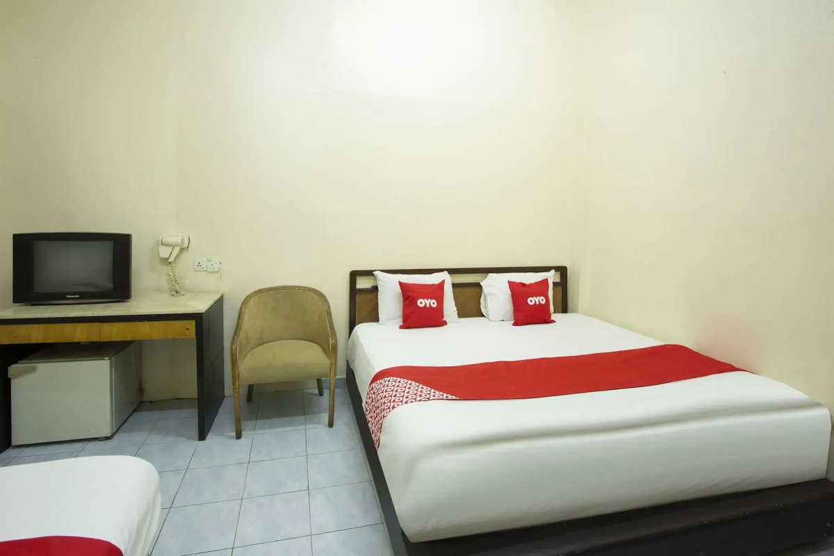 SPOT ON 90137 Casavilla Hotel Pudu