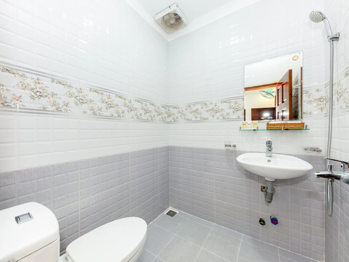 Oyo 446 The Bao Hotel