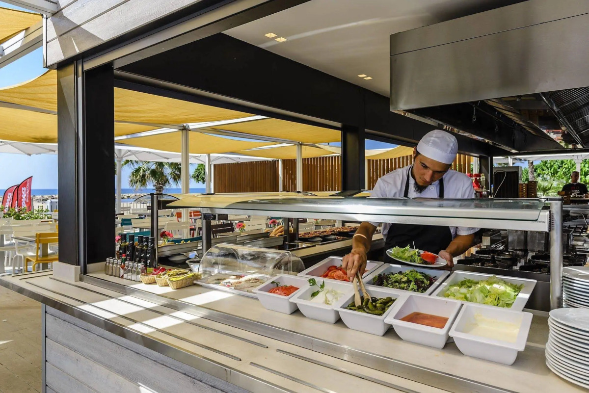 Pueblo El Dorado Playa