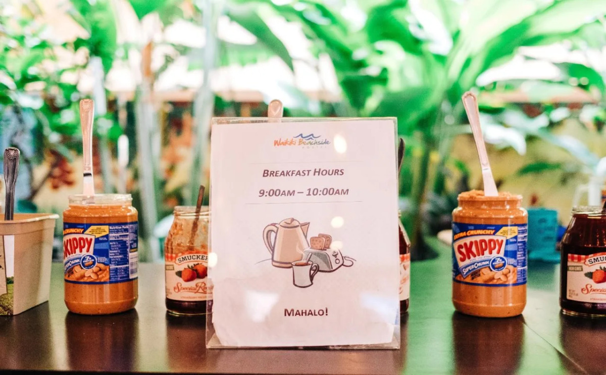 Waikiki Beachside Hostel