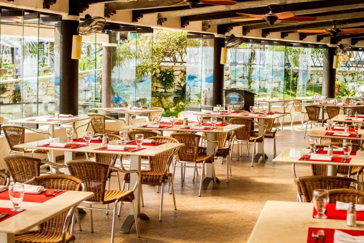 The Reef Playacar Beach Resort & Spa