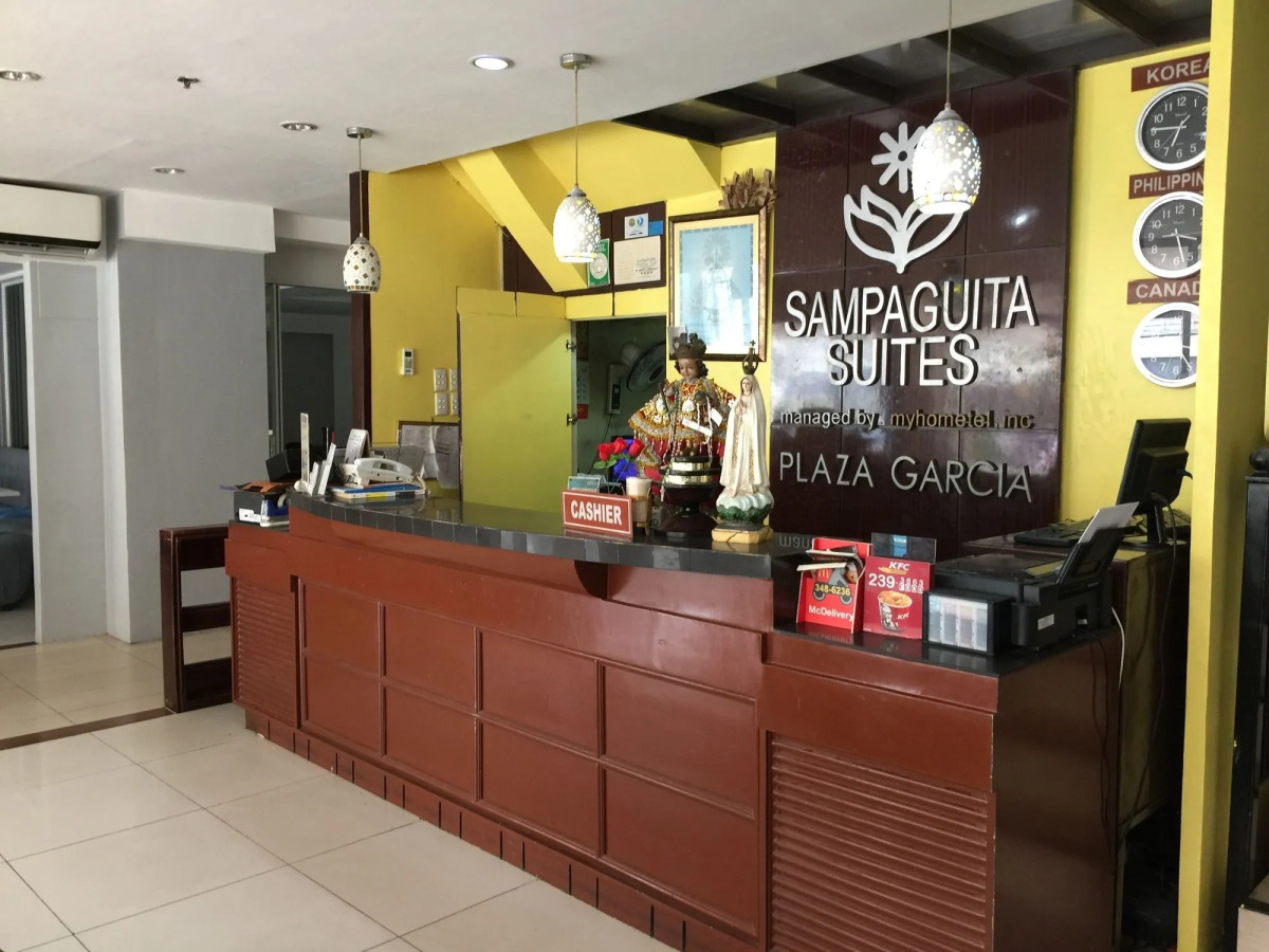 Sampaguita Suites Plaza Garcia