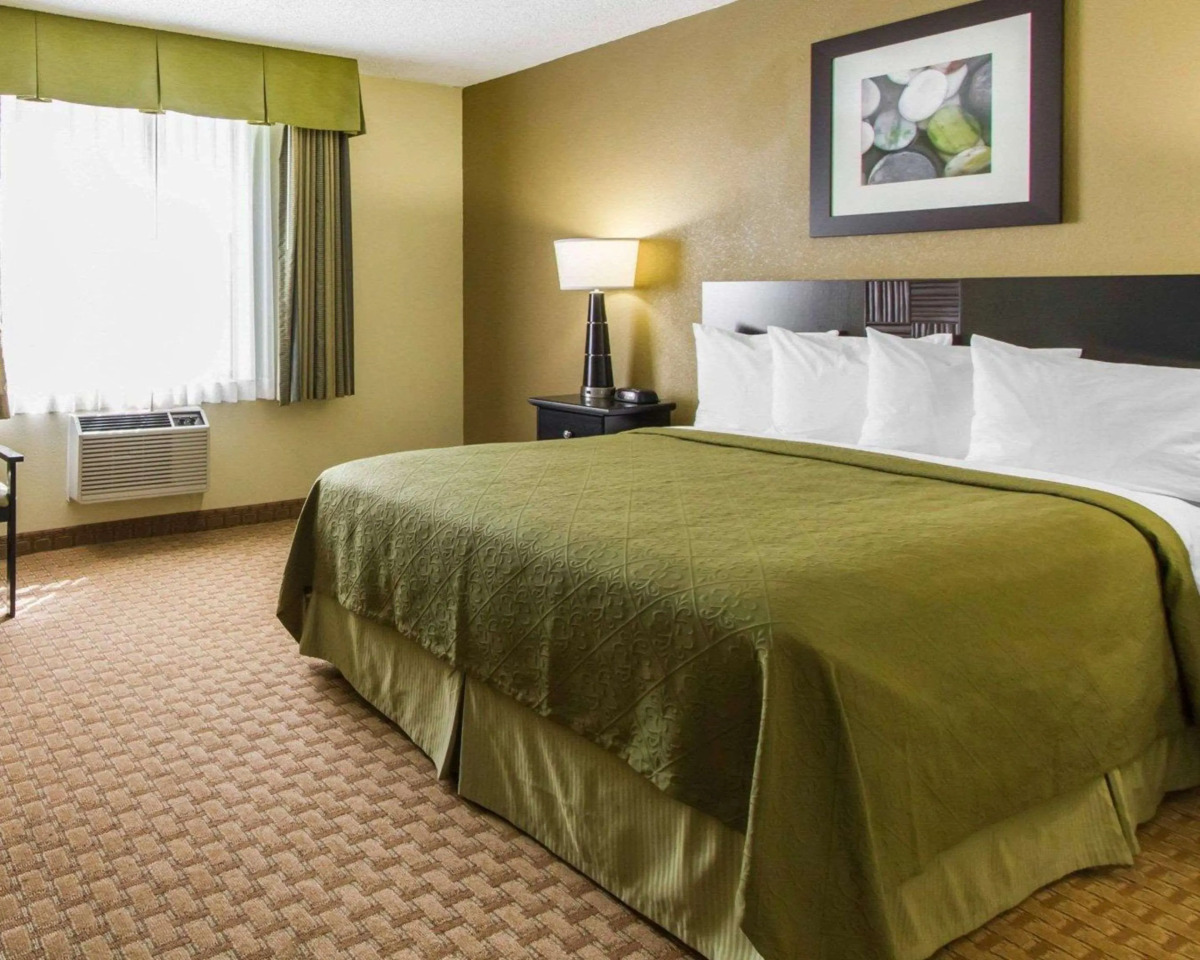 Navajoland Hotel of Tuba City