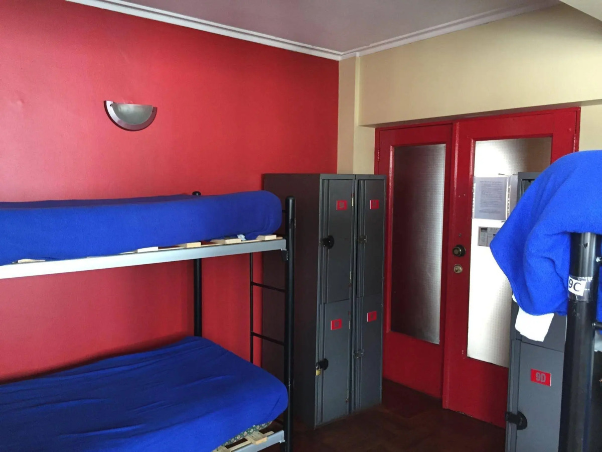 Travellers Place Hostel