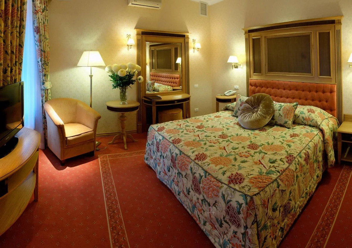 Отель «Швейцарский»