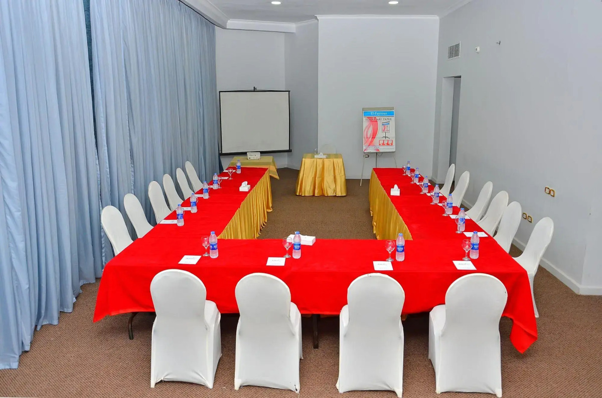 Отель Aracan Pyramids Hotel