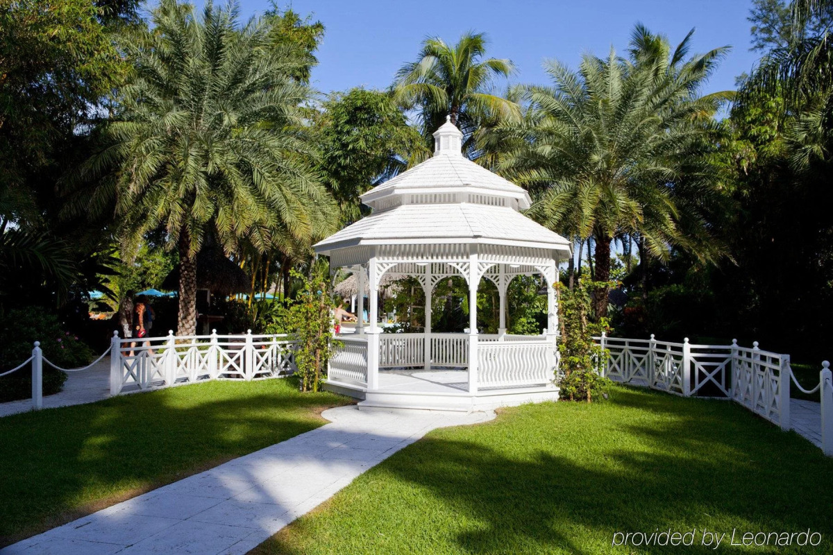 The Palms Hotel & Spa