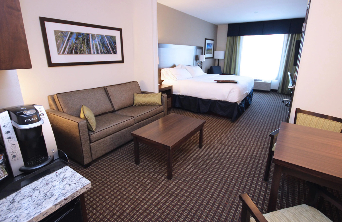 Holiday Inn Express Hotel & Suites Belgrade by IHG