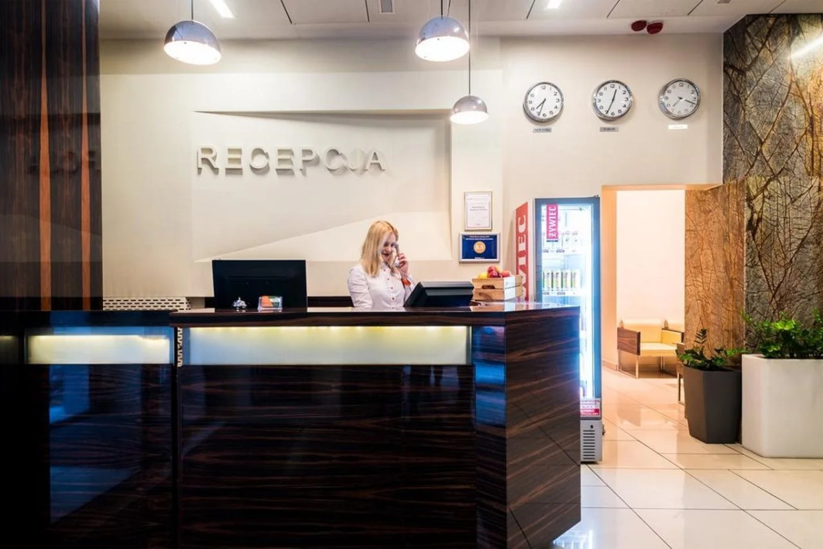 Hotel Apartments Zgoda Warszawa by DeSilva