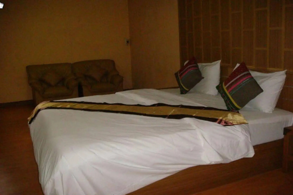 King Royal Garden Inn