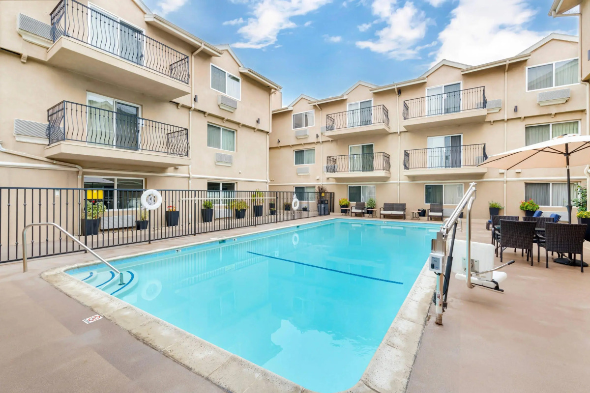 Comfort Inn Cockatoo near LAX Airport